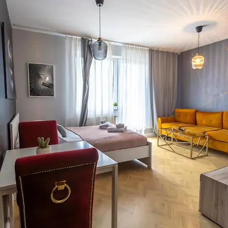 Διαμέρισμα River View Aurora 3*