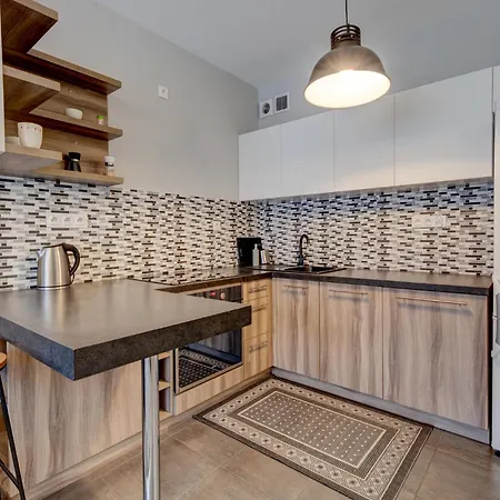 River View Aurora 3*