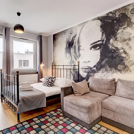 River View Aurora Apartment 3*