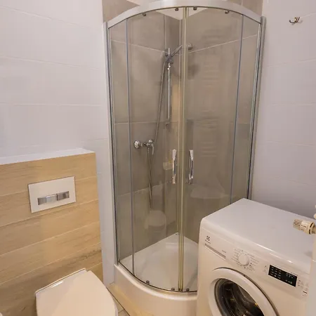 River View Aurora Apartment 3*
